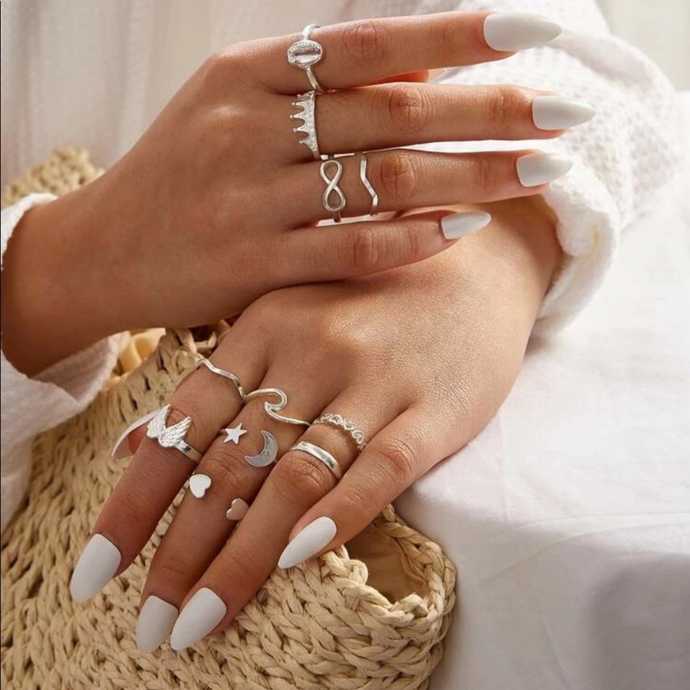3/$33✨urban 11pc angel ring set